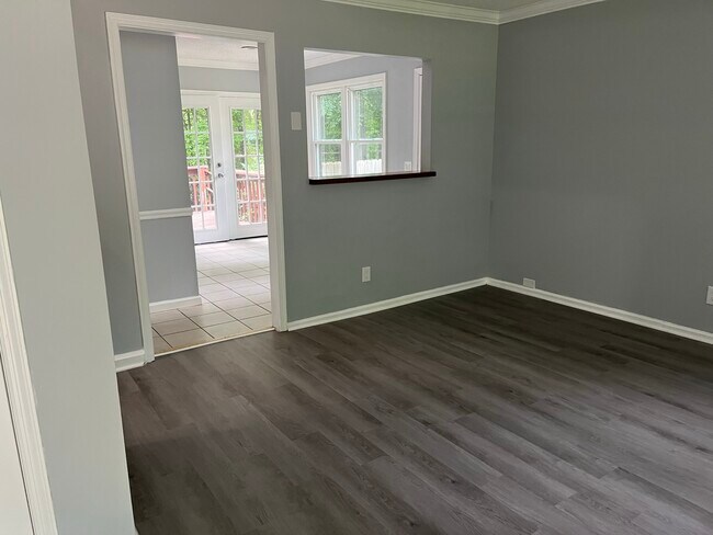 Building Photo - 7617 Summerglen Dr