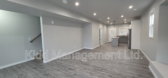 Photo du bâtiment - 1183 Blackburn N Rd