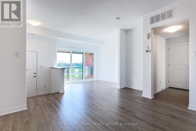 Building Photo - 60 Jaguar Private