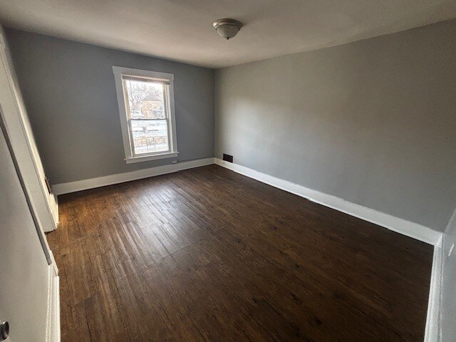 Foto del edificio - 1609 Kenneth Ave