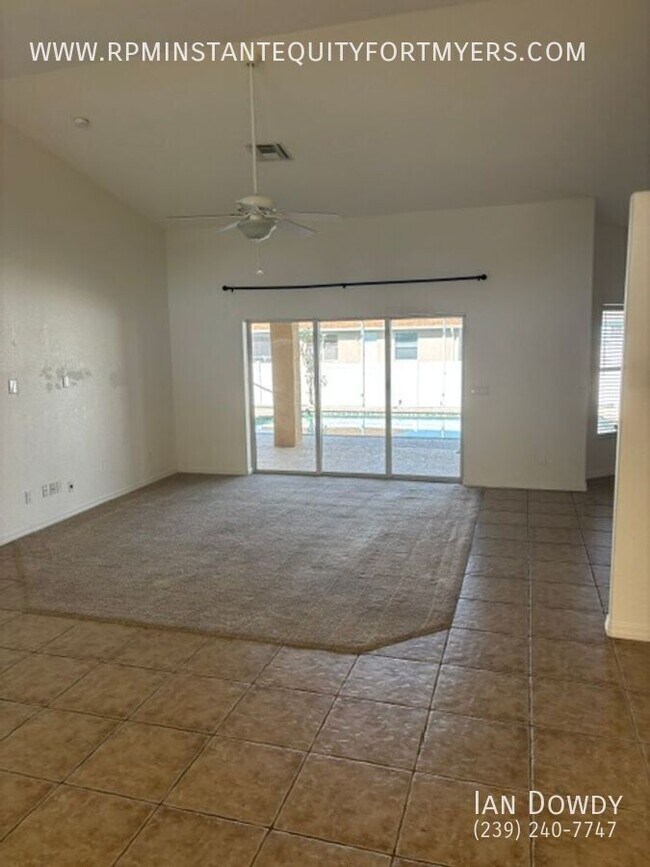 Foto del edificio - 16 NW 12th Pl