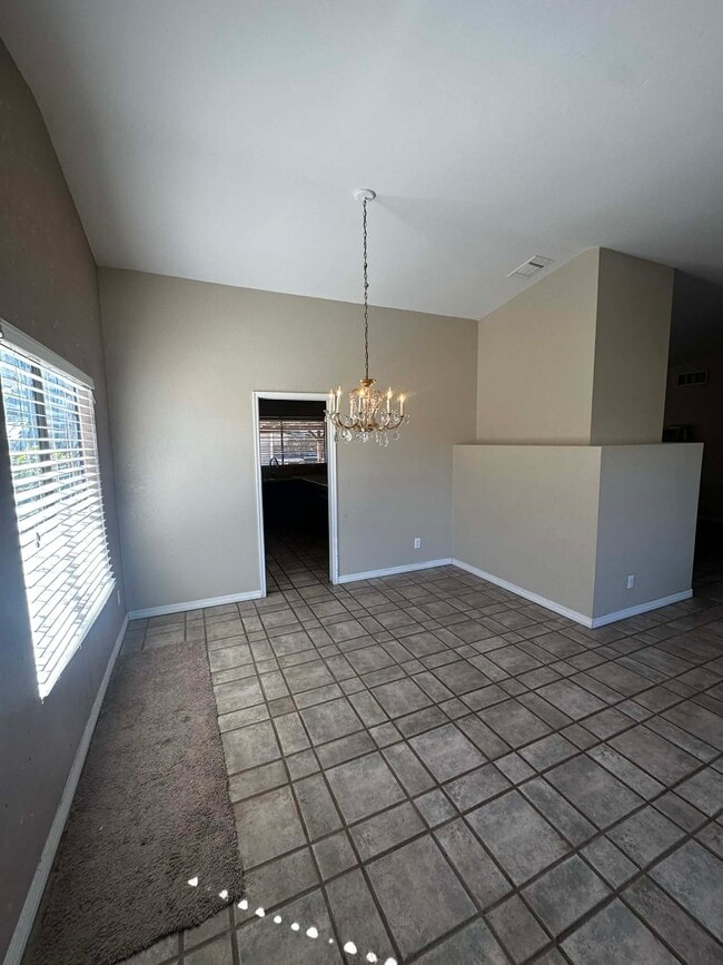 Building Photo - 6186 S Truman Dr