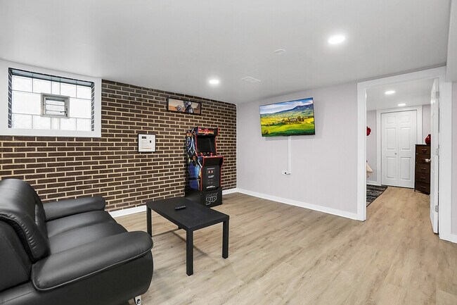 Foto del edificio - 6101 W 64th Pl