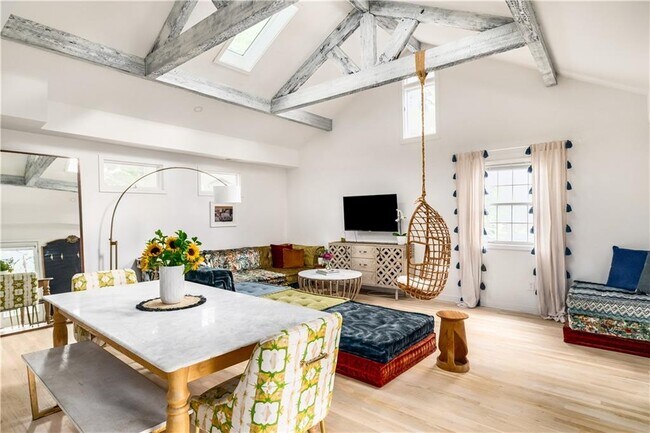 Foto del edificio - 970 Charles Allen Dr NE