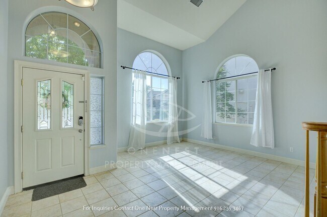 Building Photo - Rocklin beauty, 5 bdrm, 3.5 bth + bonus room!
