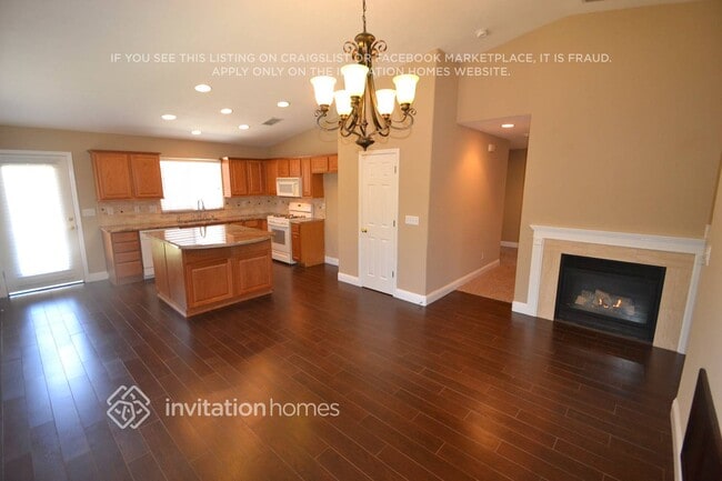 Building Photo - 4270 Mustic Way