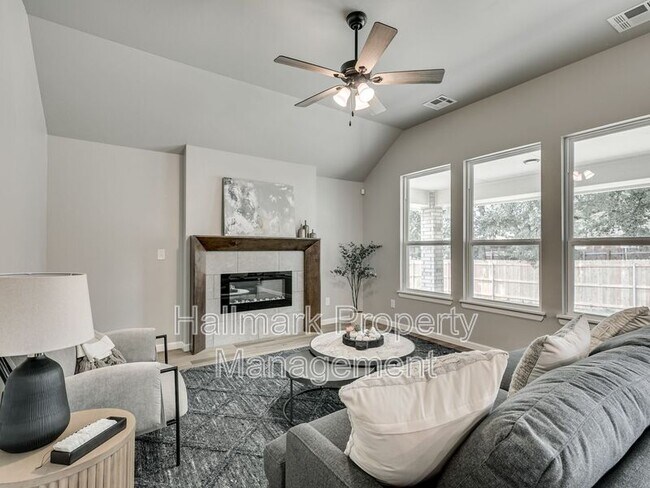 Foto del edificio - 1007 Magnolia Dr