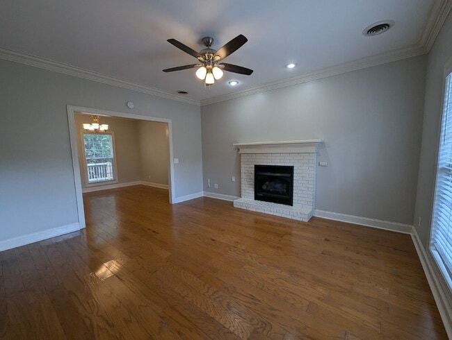 Photo - 117 Twin Gates Drive Apartment