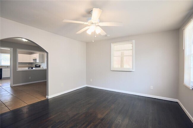 Foto del edificio - 3566 Bolfair Dr NW