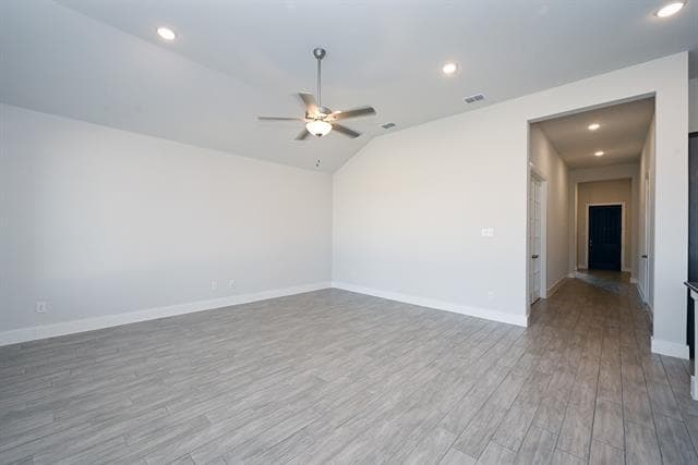 Building Photo - 2613 Chevy Chase Dr