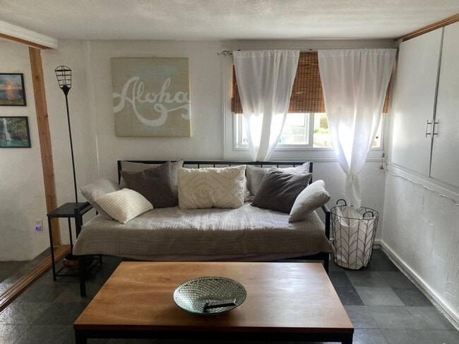 Building Photo - 3535 Maluhia St