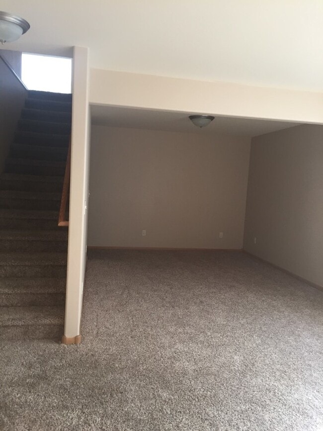 Foto del edificio - 642 Antelope Cir