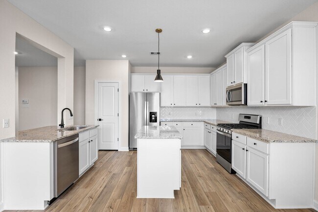 Building Photo - 3031 Sunmoon Ln
