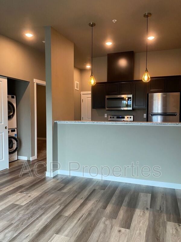 Building Photo - 2524 Meridian St