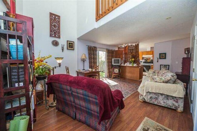 Foto del edificio - 2282 S Amy Ave