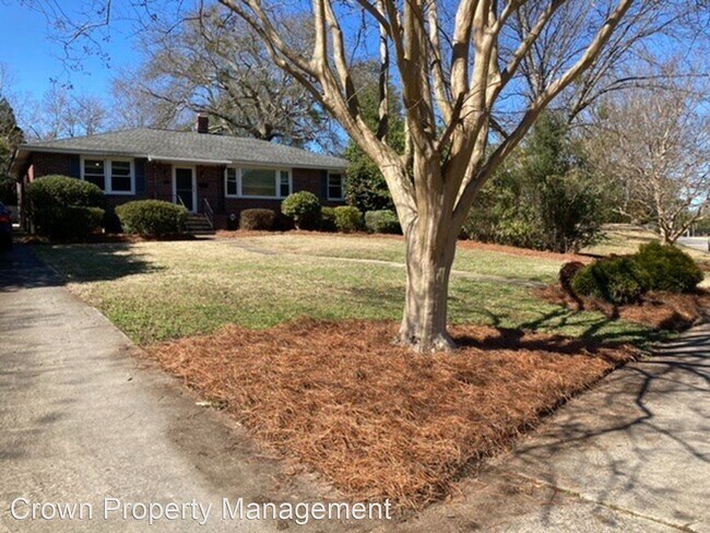 Building Photo - 3 br, 2 bath House - 2901 Earlewood Drive