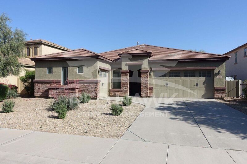 Foto principal - 15422 W Montecito Ave