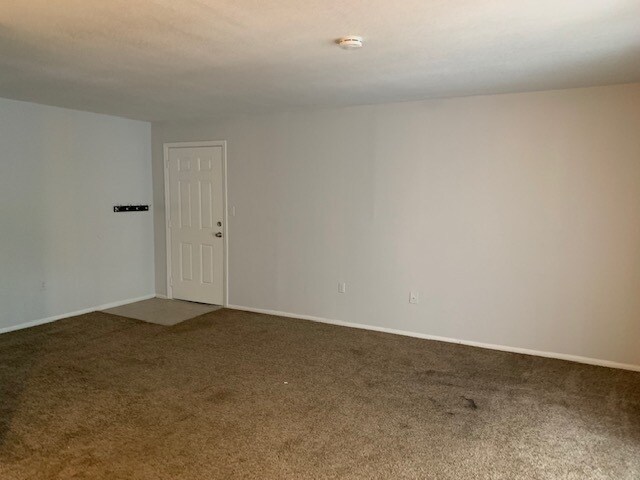 Foto del edificio - 610 Fenton Pl