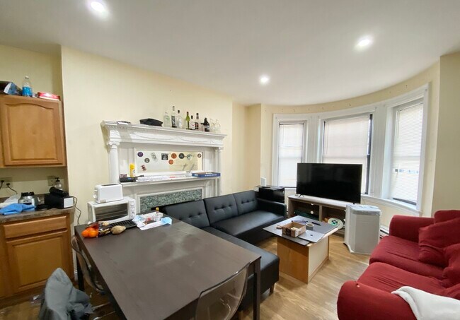 Foto del edificio - 407 Newbury St