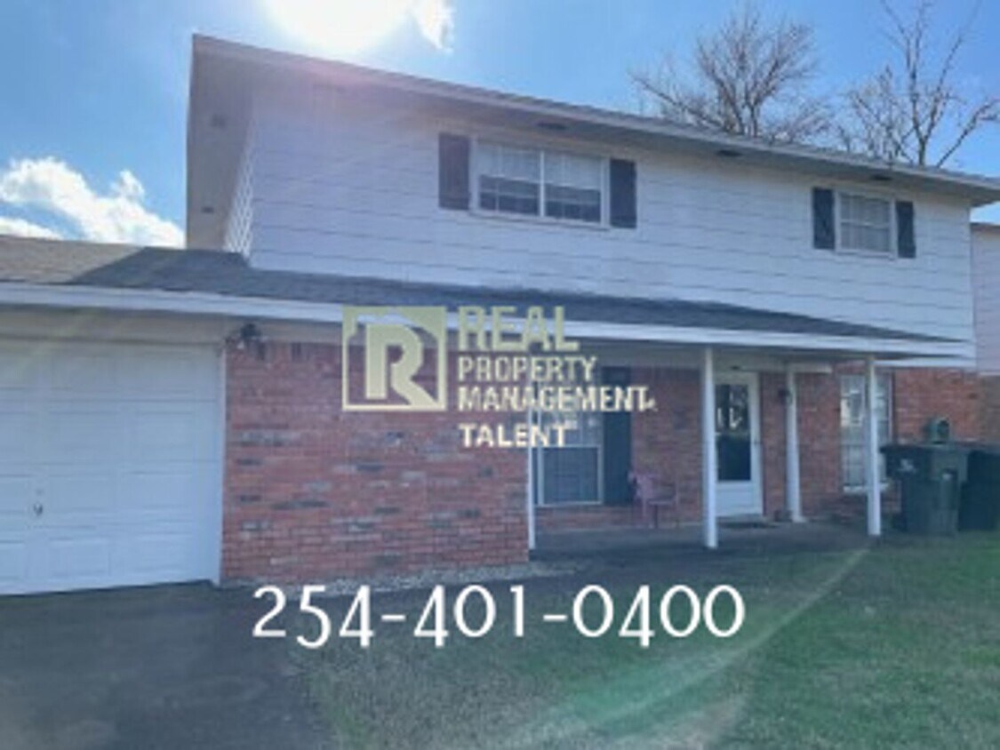 Foto principal - 3709 Ivanhoe Dr