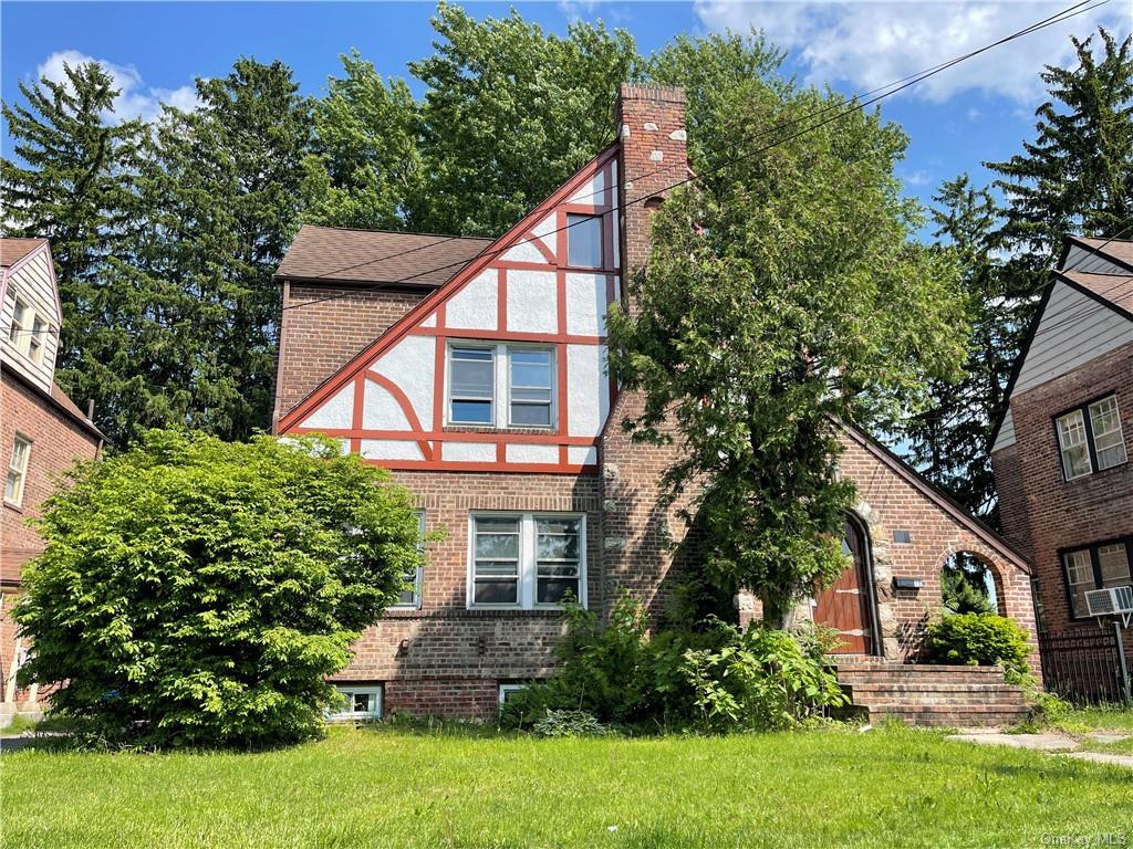 108 Grand Ave, Middletown, NY 10940 House Rental in Middletown, NY