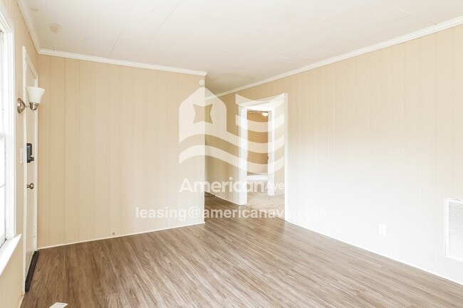 Foto del edificio - 2306 Redbud Ln