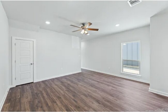 Photo - 810 S Walters St Apartment