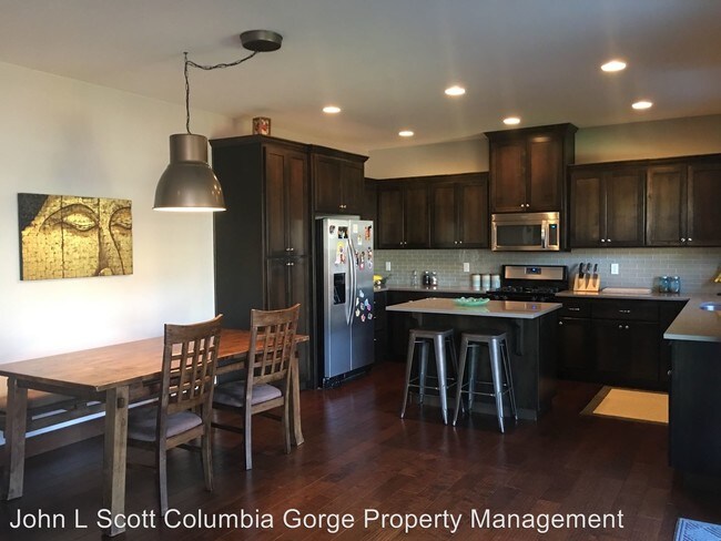 Foto del edificio - 3 br, 2.5 bath House - 2946 Talon Ave.