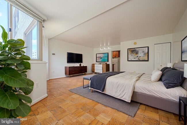 Foto del edificio - 922 24th St NW