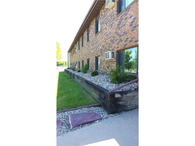 Foto del edificio - 602 E Warren St