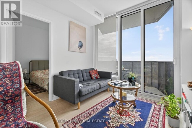 Building Photo - 30 Tretti Wy