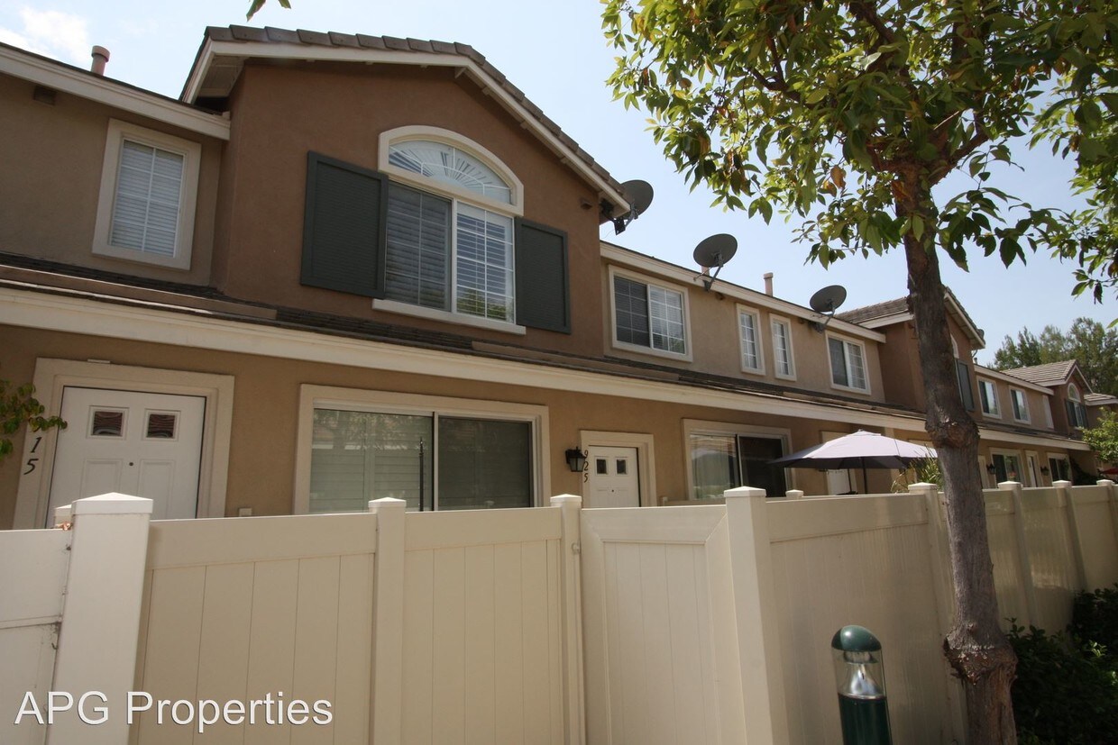 Foto principal - 2 br, 2 bath House - 925 S Billings Way