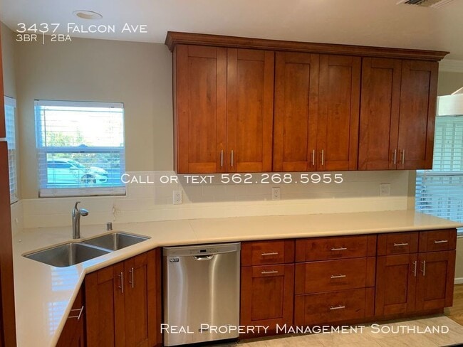 Building Photo - 3437 Falcon Ave