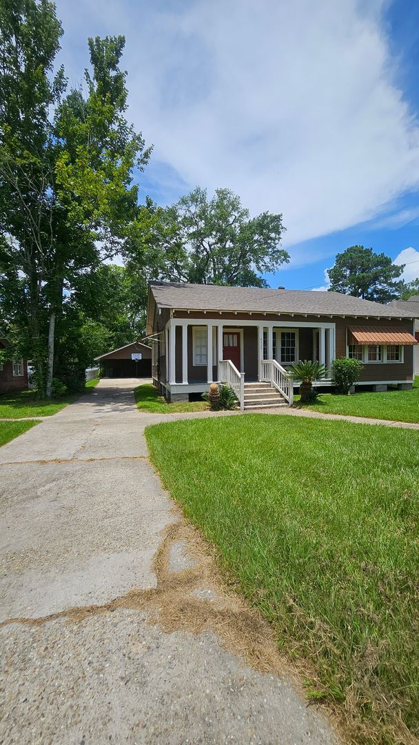 Must see! - Must see! House