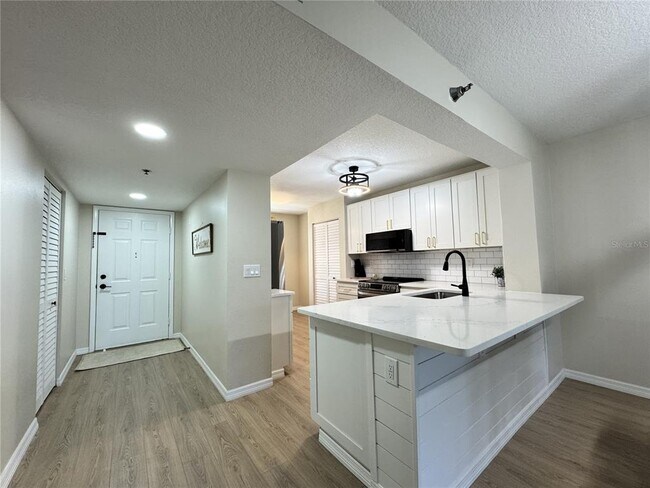 Foto del edificio - 4110 Ironwood Cir