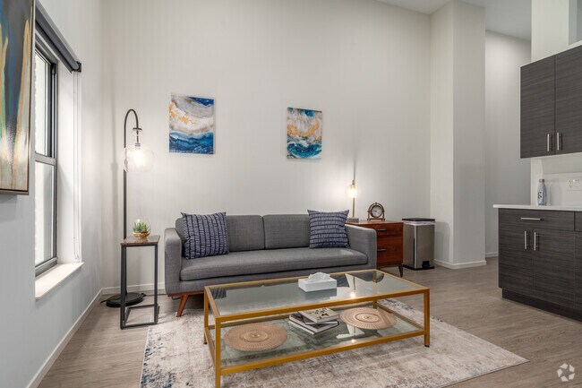 Modelo - 1BD, 1BA - 800SF - Sala de estar - Euclid Grand