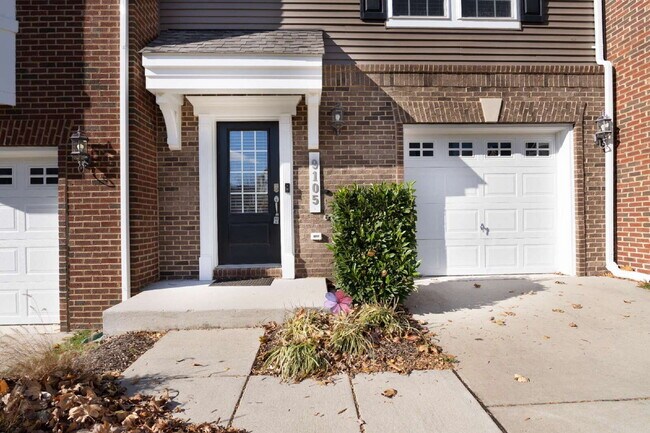 Foto del edificio - 4BD/3.5BA Fabulous Upper Marlboro Townhome