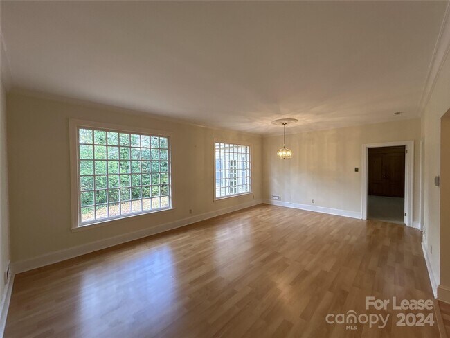 Foto del edificio - 1779 Sterling Rd