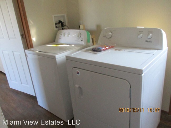 Building Photo - 5825 OH-128