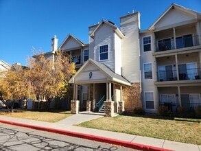 Building Photo - 900 Bitner Rd