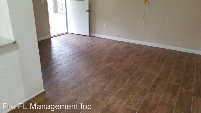 Building Photo - 2 br, 1 bath House - 243 S Marydell Ave