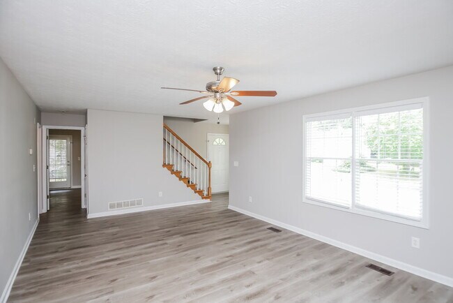 Foto del edificio - 565 Bridge Grove