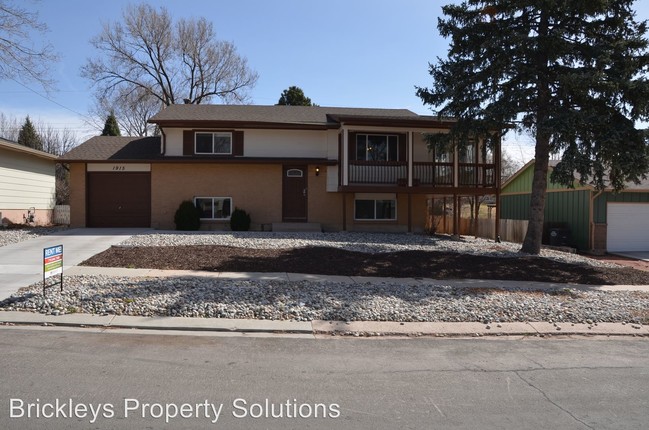 Foto del edificio - 5 br, 2 bath House - 1915 Capulin Dr.