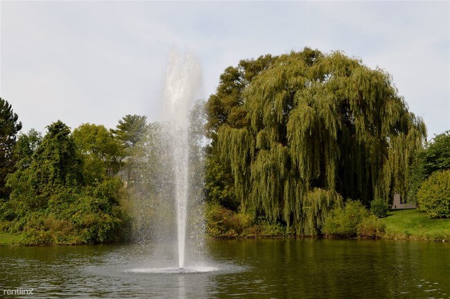 Foto del edificio - 4260 Hidden Lakes Dr SE