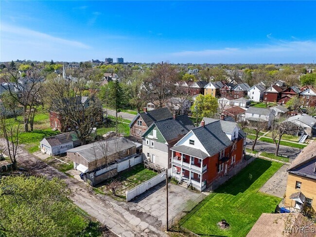 Foto del edificio - 1953 Falls St