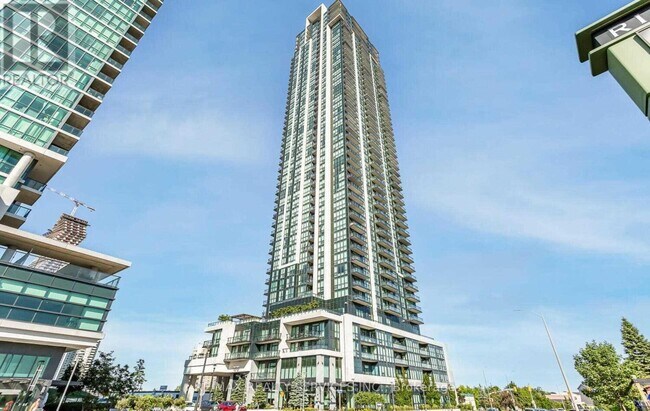 Building Photo - 3975-3975 Grand Park Dr