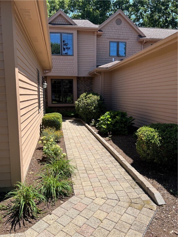 Foto del edificio - 704 Mariner Cir