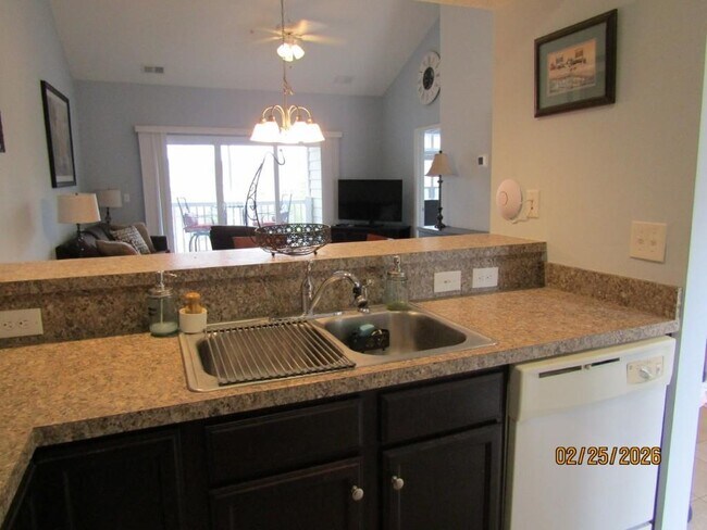 Building Photo - 144 Scotch Broom Dr