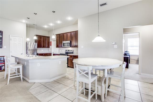 Building Photo - 808 Honeywell Dr