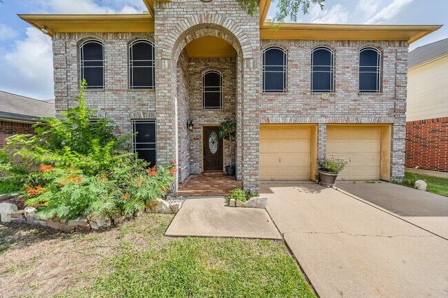 Building Photo - 16130 Coleburn Dr